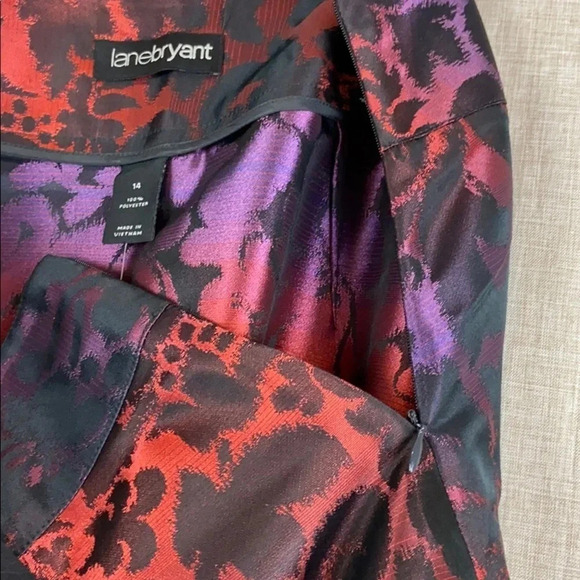 Lane Bryant NEW Women’s 14 Pleated Front Skirt Damask Red Black Shimmer - Picture 5 of 5